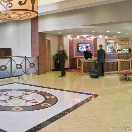 Delta Hotels By Marriott Mount Pleasant Расін Інтер'єр фото