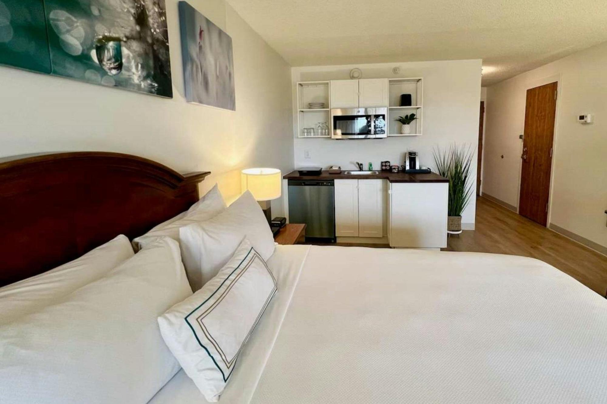 Delta Hotels By Marriott Mount Pleasant Расін Екстер'єр фото