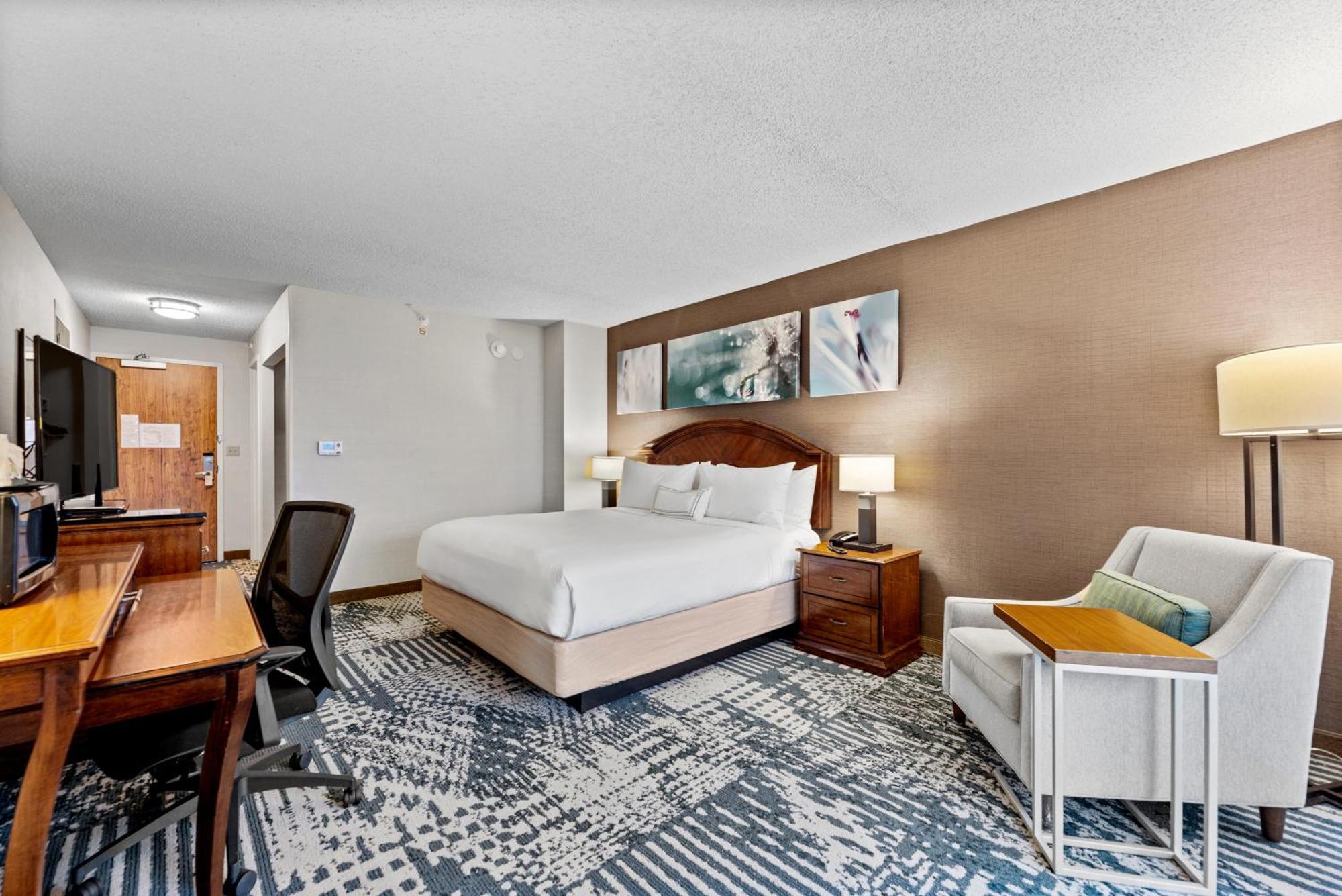 Delta Hotels By Marriott Mount Pleasant Расін Екстер'єр фото