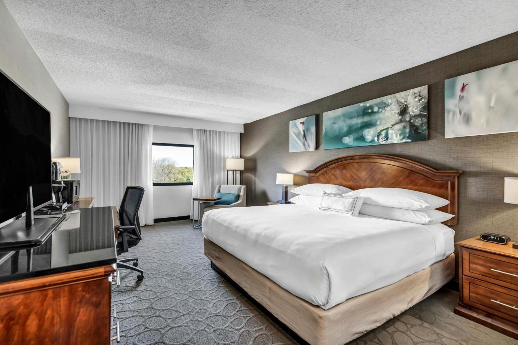 Delta Hotels By Marriott Mount Pleasant Расін Екстер'єр фото