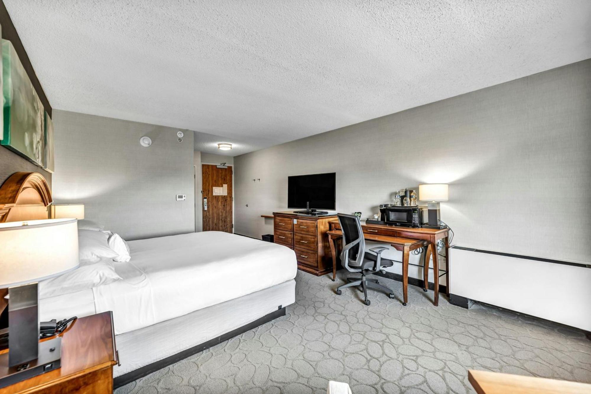 Delta Hotels By Marriott Mount Pleasant Расін Екстер'єр фото